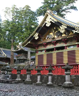 Bestaune das Mausoleum des Shoguns Tokugawa